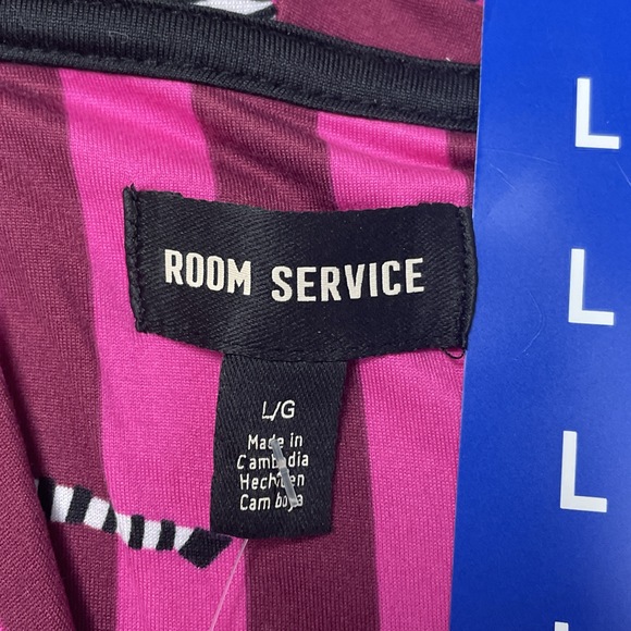 Room Service Women's L Robe Pink H1007 - Picture 2 of 3